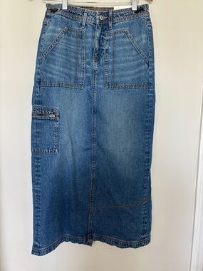 American Eagle Low Rise Denim Maxi Skirt Sz 2 NWT